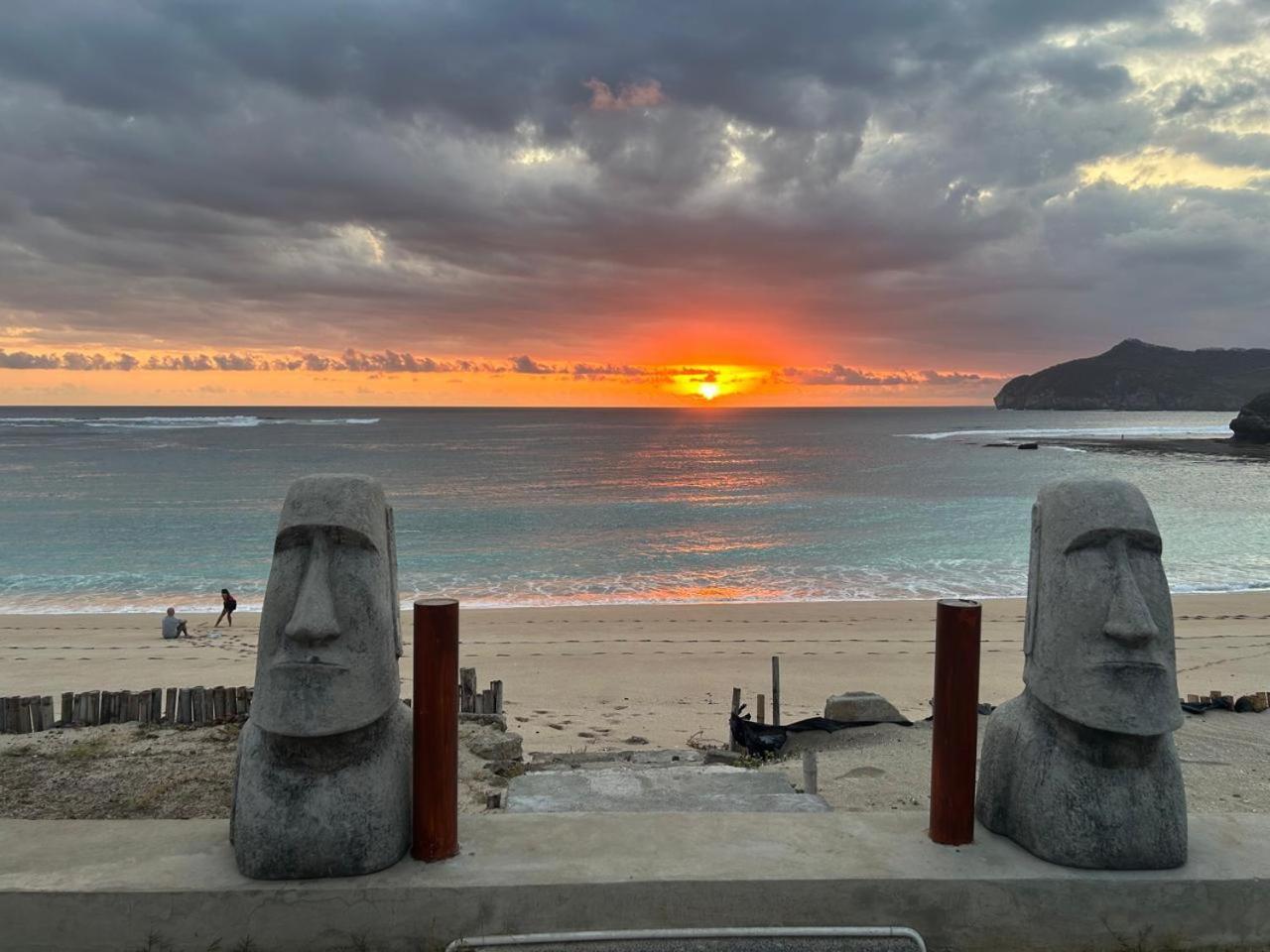 Mama Nings Beach Hotel Sekongkang ภายนอก รูปภาพ