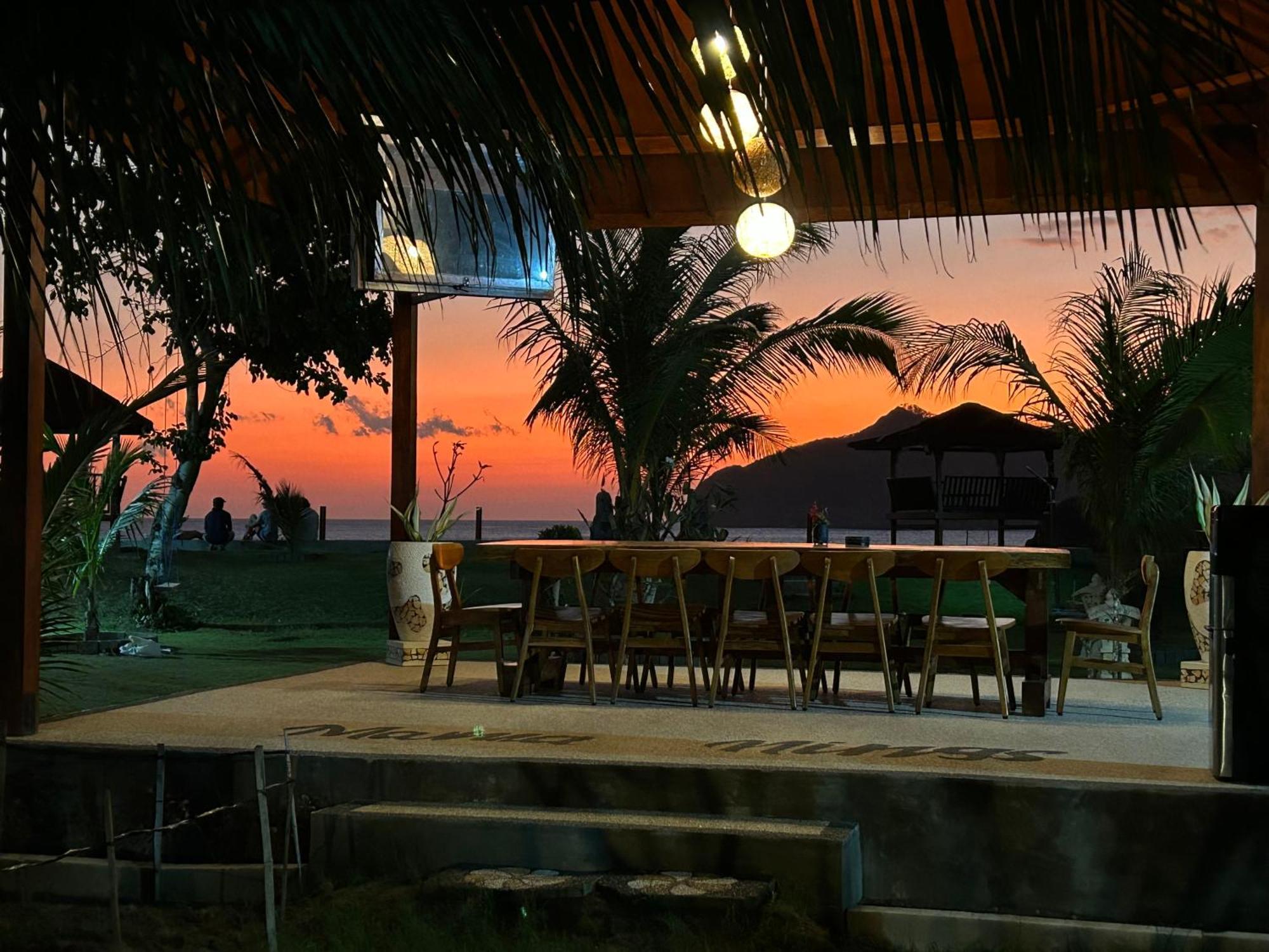 Mama Nings Beach Hotel Sekongkang ภายนอก รูปภาพ