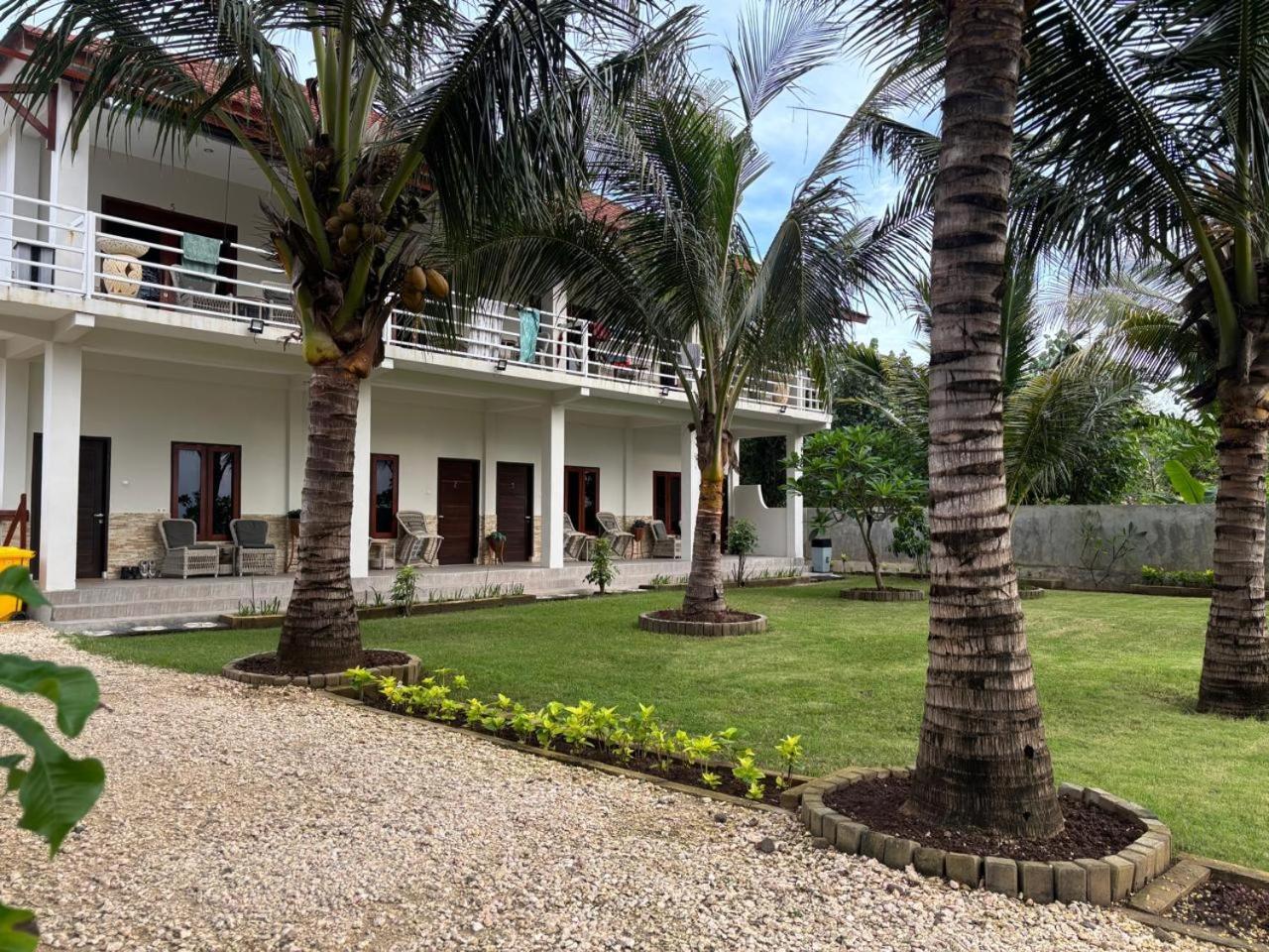 Mama Nings Beach Hotel Sekongkang ภายนอก รูปภาพ