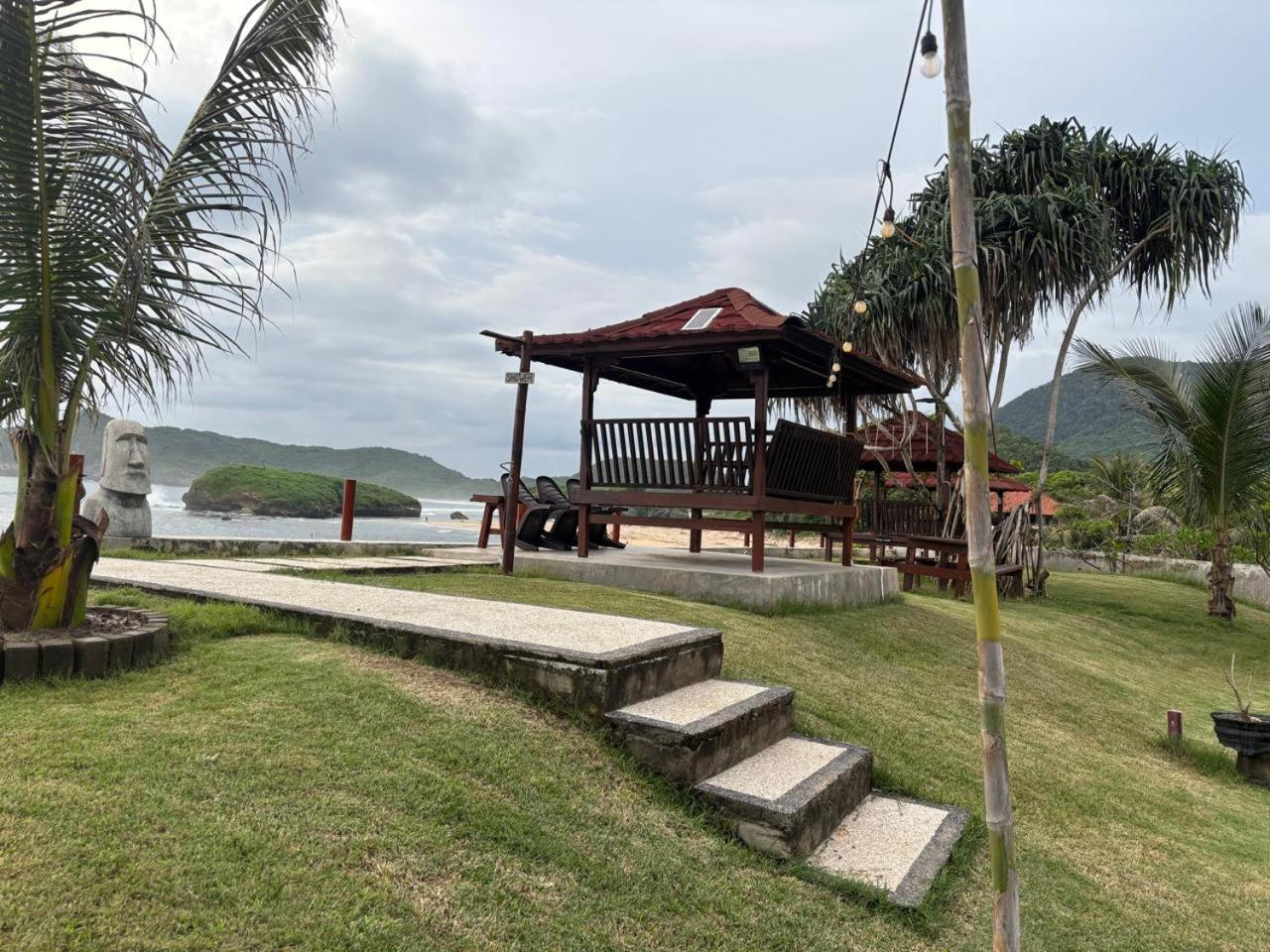 Mama Nings Beach Hotel Sekongkang ภายนอก รูปภาพ